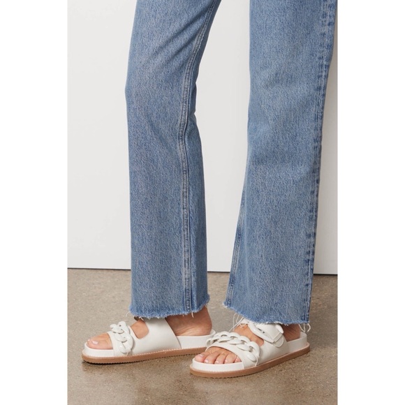 AGOLDE Relaxed Mid Rise Boot Jean in Medium Wash - Picture 4 of 16